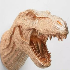 Meet your Posher, Valoree